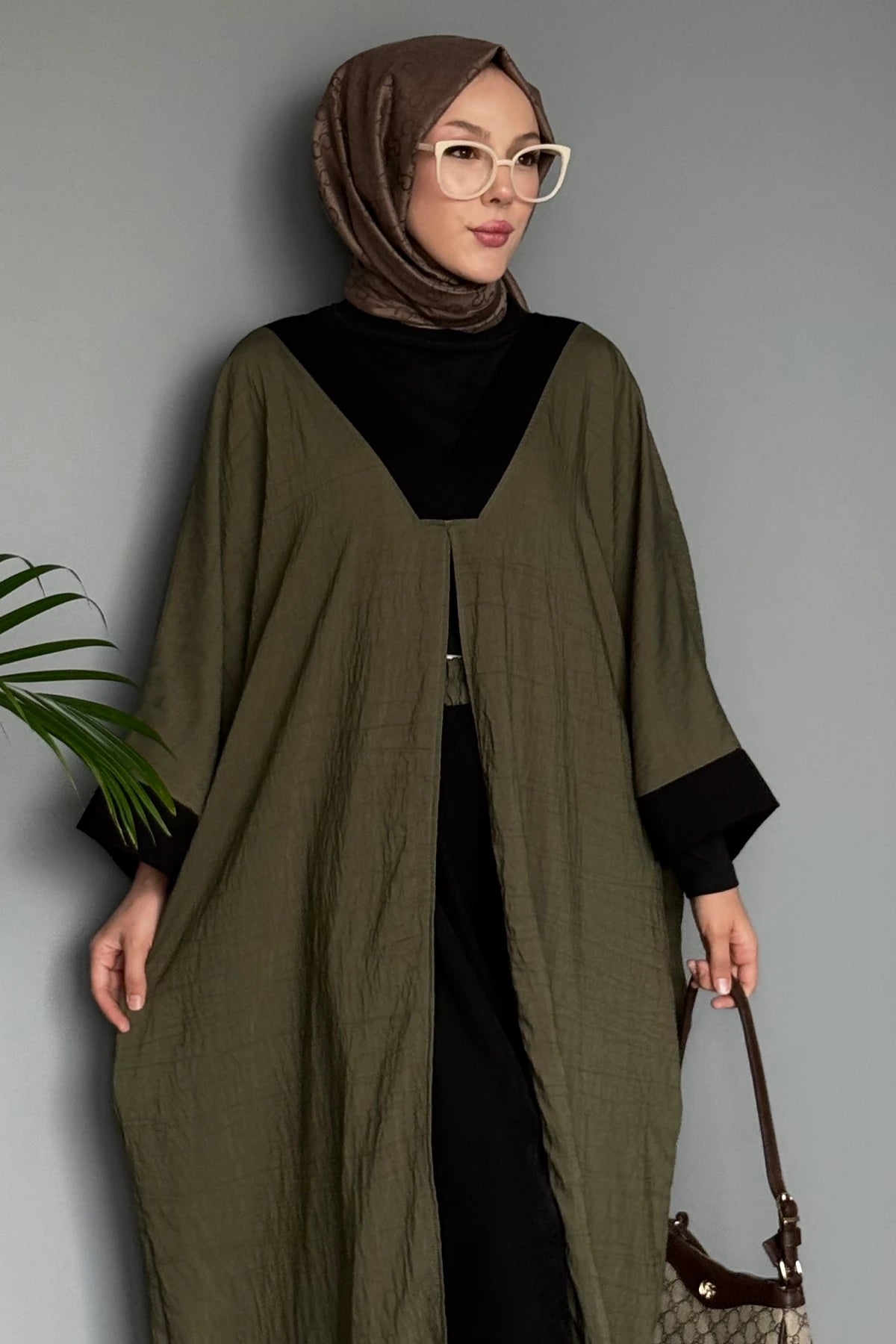 Modest 3-Piece Bottle Green Abaya Co-Ord Set with Inner Dress & Outer Kimono