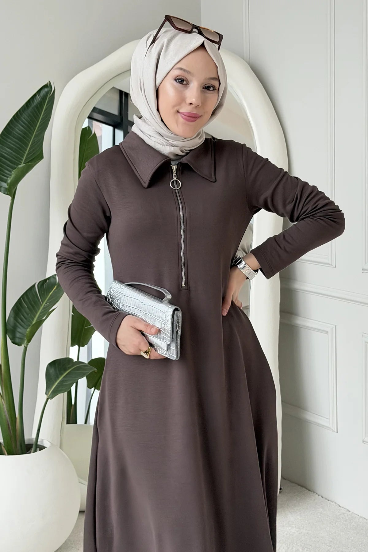 Premium Elegant Modest Dress Abaya with Matching Hijab – Luxury Islamic Wear for Daily