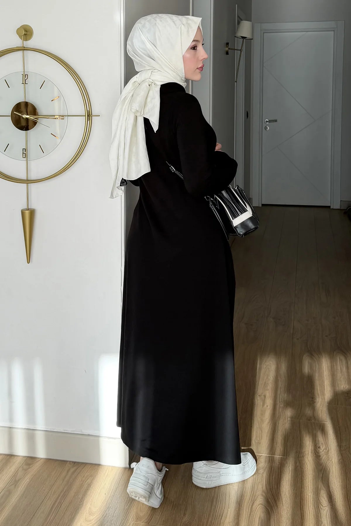 Premium Elegant Modest Dress Abaya with Matching Hijab – Luxury Islamic Wear for Daily