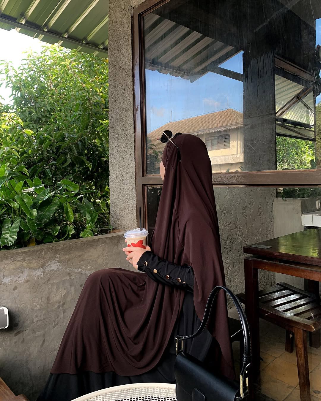 Elegant Black & Brown Two-Tone Abaya Set with Matching Khimar