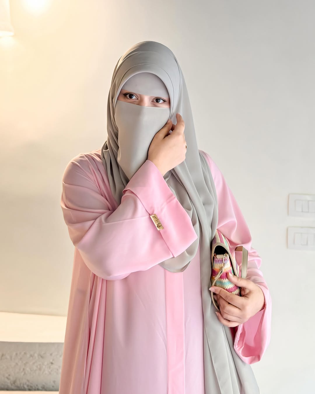 Premium Pink Farasha Abaya for Women – Elegant Flowy Butterfly Abaya