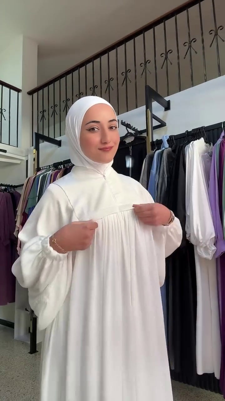 Premium Umrah & Hajj Abaya with Functional Pockets | Lightweight Modest Wear | Abaya Store