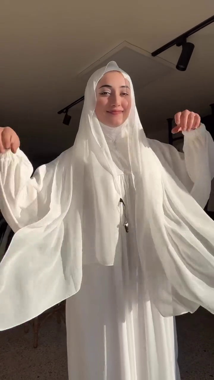 Premium Umrah & Hajj Abaya with Functional Pockets | Lightweight Modest Wear | Abaya Store